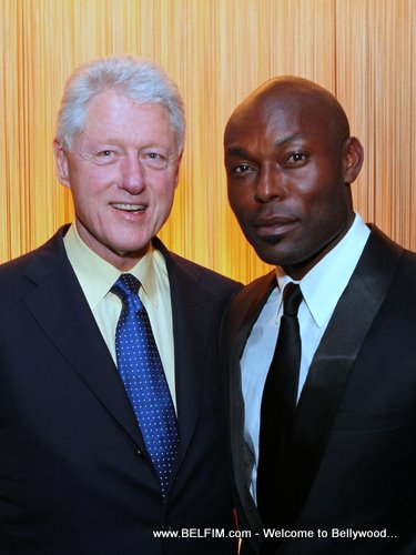 Jimmy Jean-Louis and President Bill Clinton